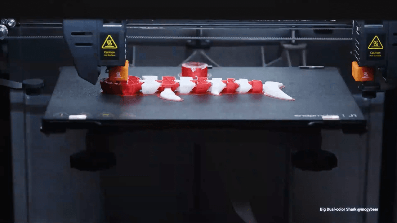 dual color 3d printing a shark, using Snapmaker J1 printer with IDEX setup