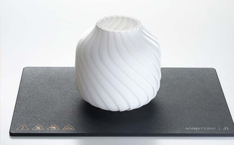 a white pot 3D print